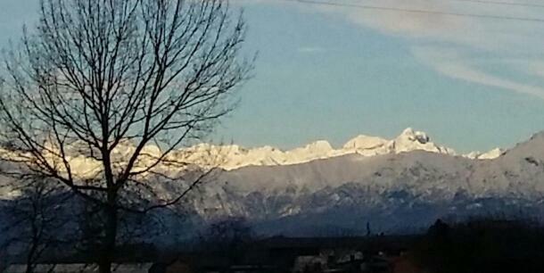 Az.Agr.Cascina Moretta Momo ภายนอก รูปภาพ